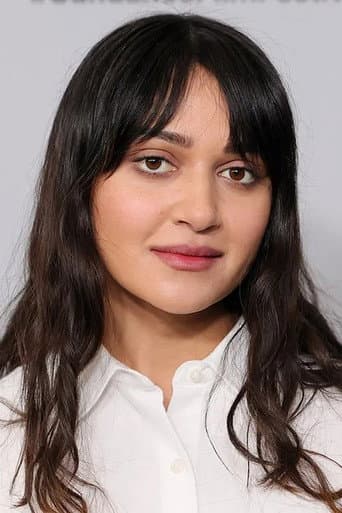 Ариэла Барер